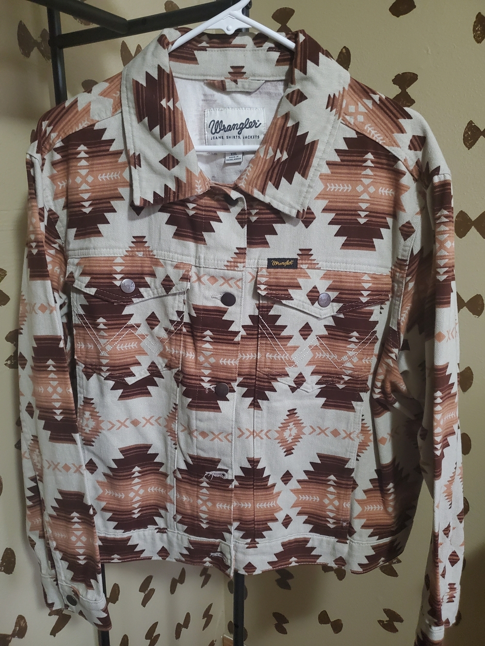 Wrangler Women's Cream and Brown Southwestern Jacket